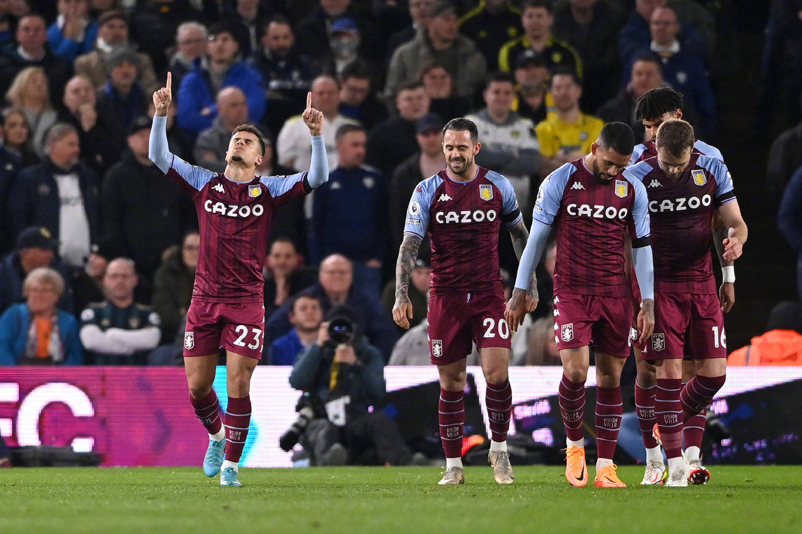 的表现不仅 的表现不仅