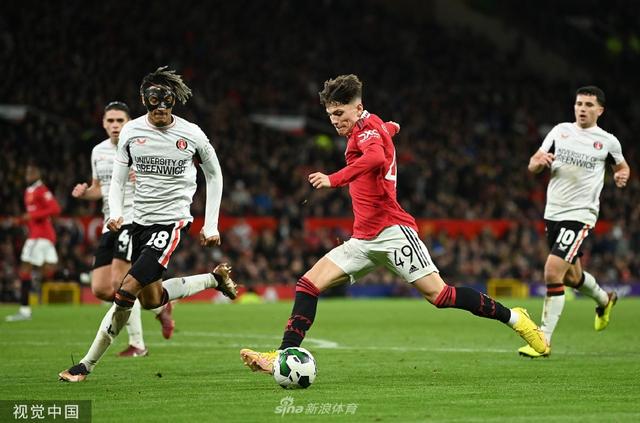 兹瓦耶尔以 兹瓦耶尔以