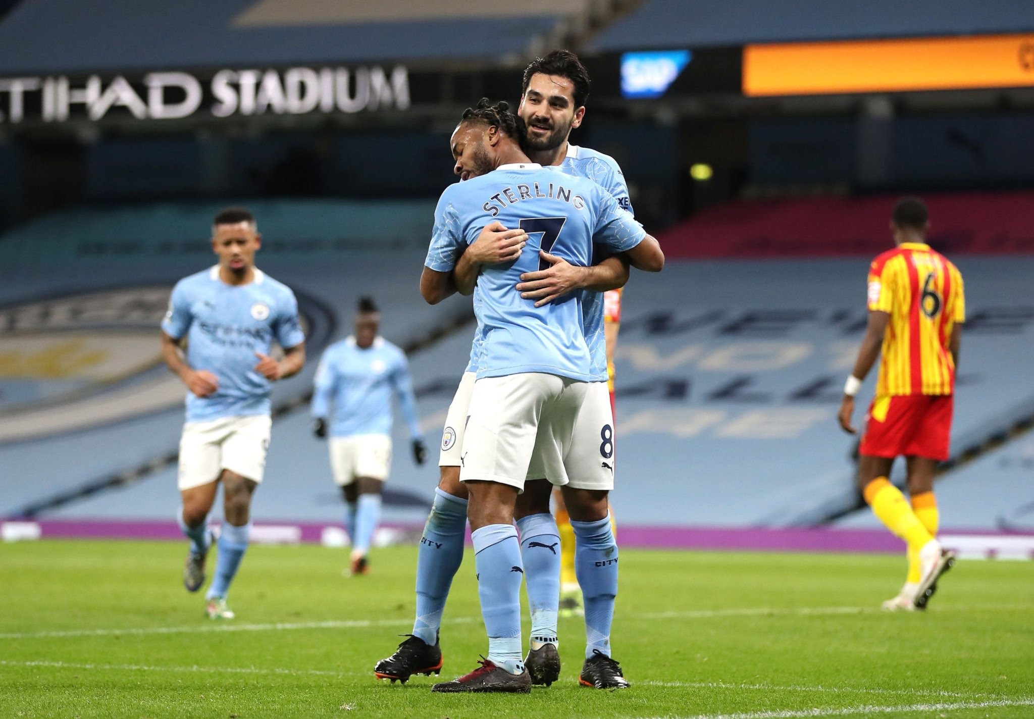 逐步让阿森 逐步让阿森